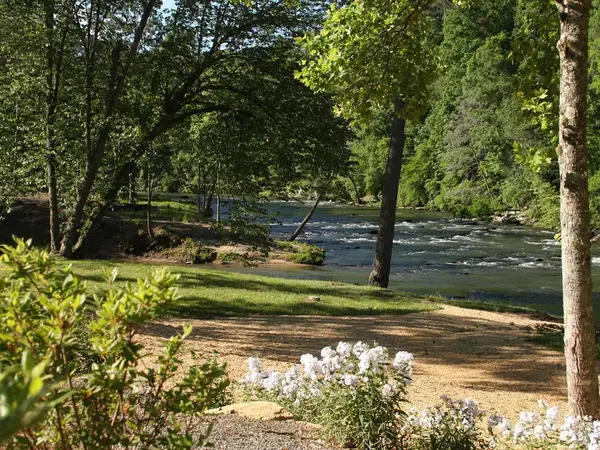 64 Hilton Drive, Ellijay, GA 30540