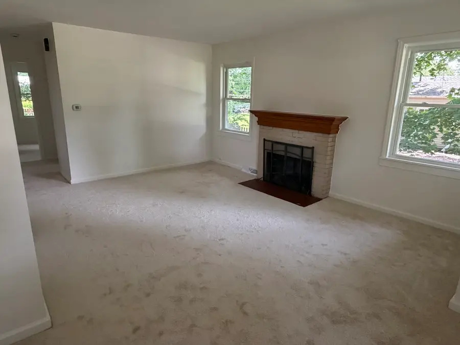 150 Woodland Road, Libertyville, IL 60048 - #2