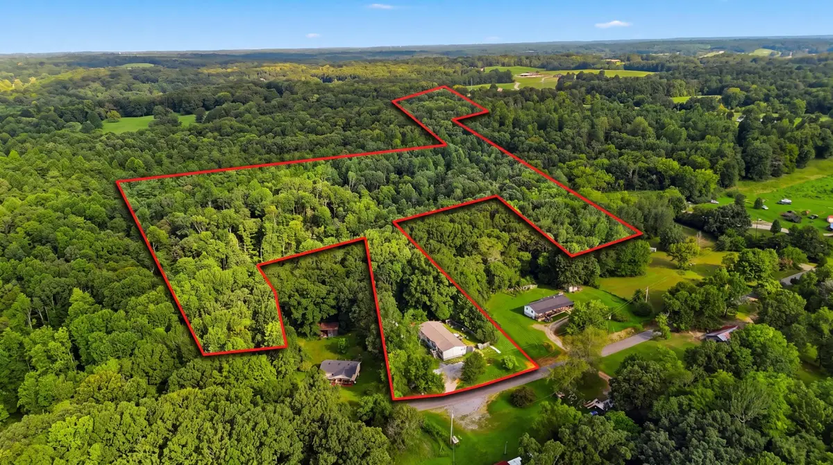 359 Stage Rd, Charlotte, TN 37036 - #1