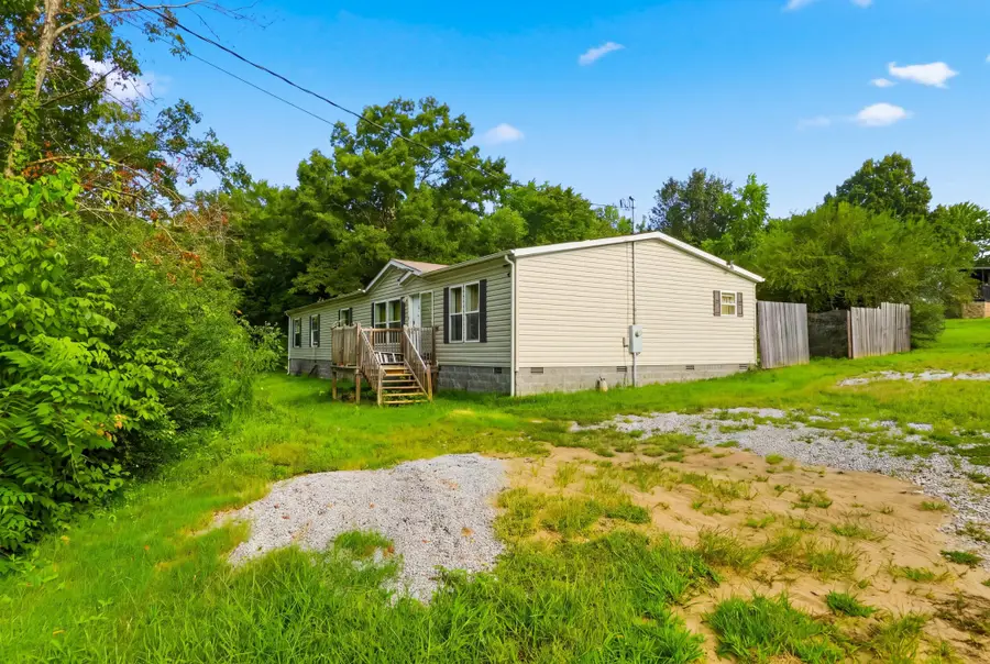 359 Stage Rd, Charlotte, TN 37036 - #3