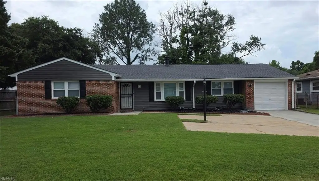 1352 KING ARTHUR Drive, Chesapeake, VA 23323 - #1