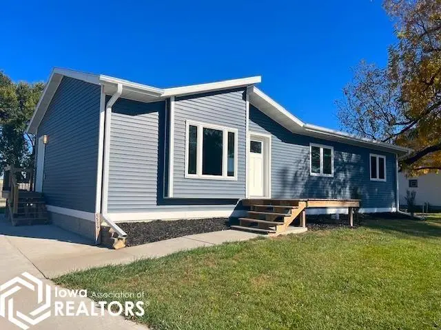 1519 Davis Avenue, Grinnell, IA 50112 - #1
