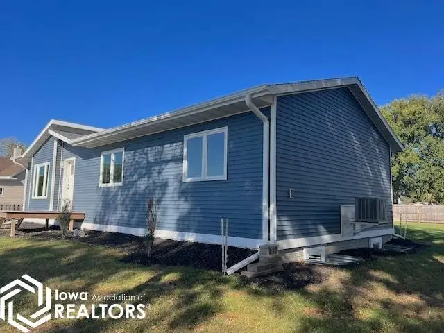 1519 Davis Avenue, Grinnell, IA 50112 - #2