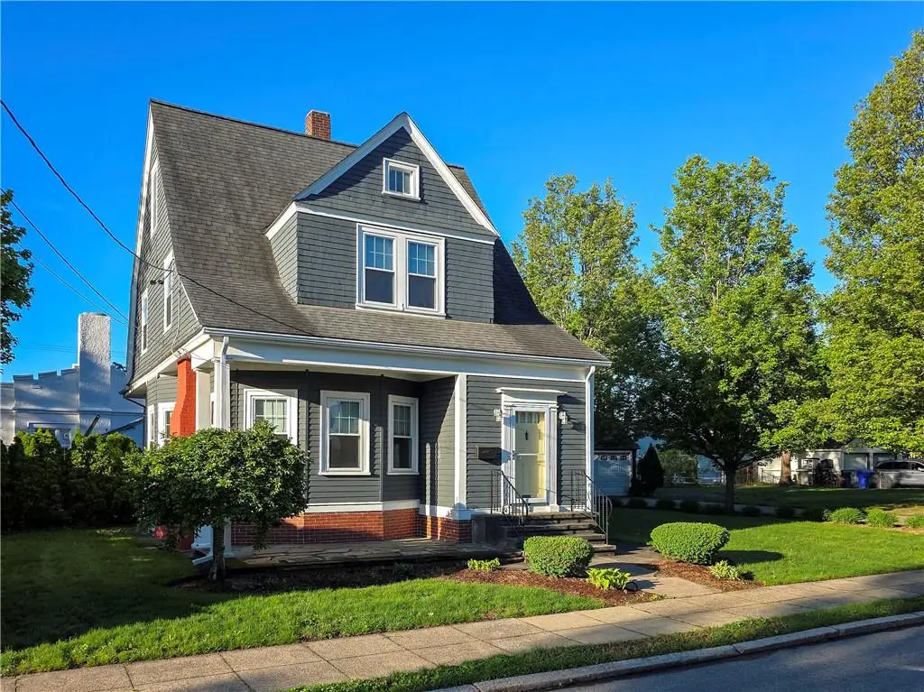 225 Hunts Avenue, Pawtucket, RI 02861 - #1