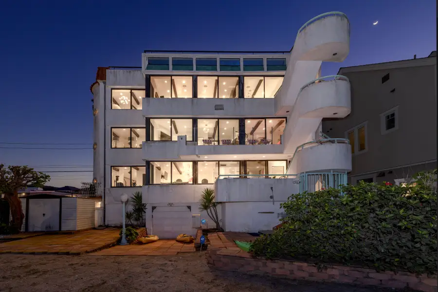 6911 E Seaside, Long Beach, CA 90803 - #2