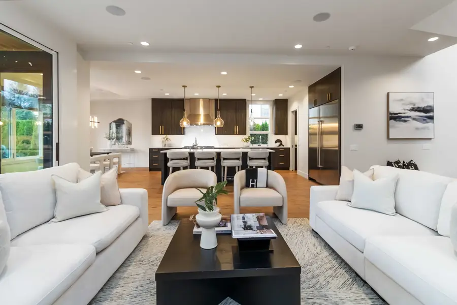 2627 78th Avenue Ne, Medina, WA 98039 - Image #3