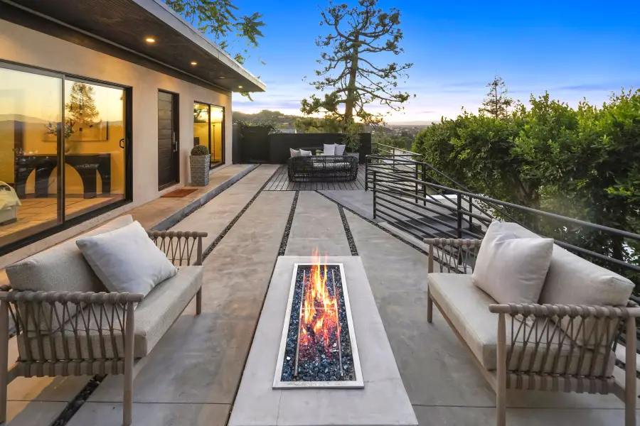 3838 Buena Park Drive, Studio City, CA 91604 - Image #2