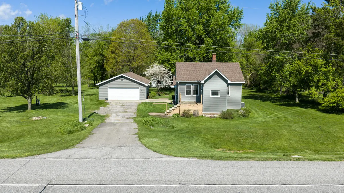 2677 E State Rd 2, Rolling Prairie, IN 46371 - #1