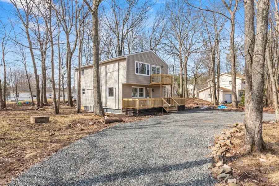 15 Sherman Dr, Tobyhanna, PA 18466 - Image #3