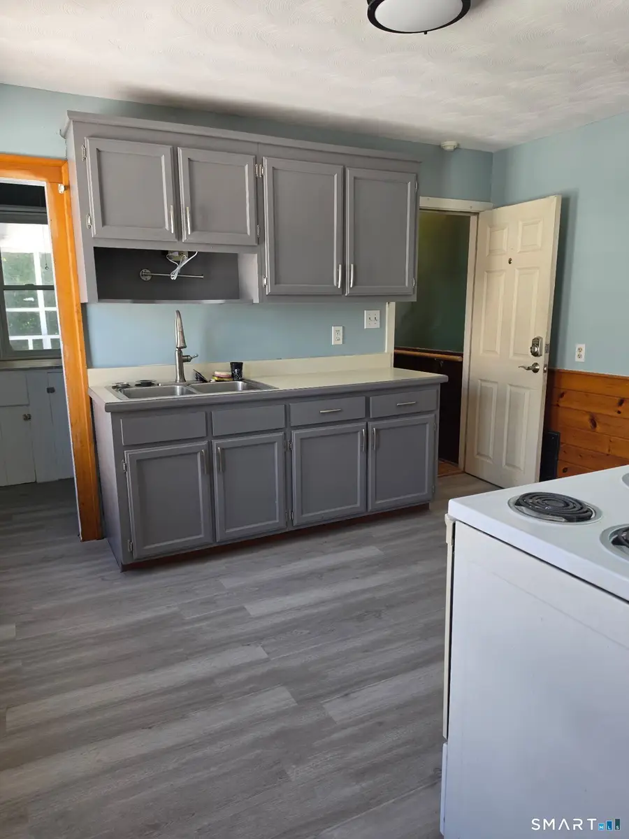 111 George Street, Bristol, CT 06010 - #3