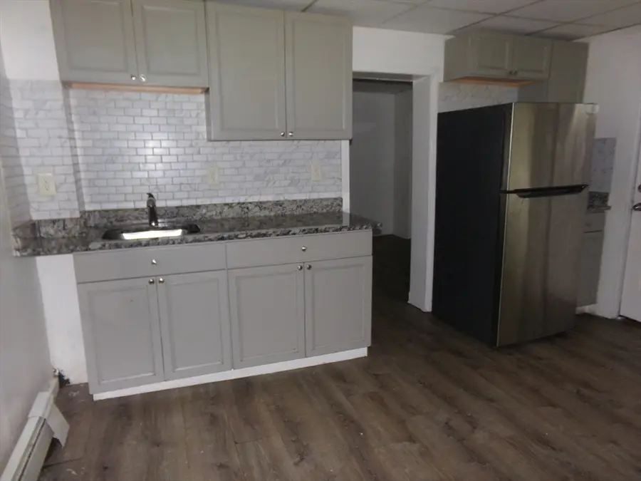 716 Lawrence St. , 1, Lowell, MA 01852 - #3