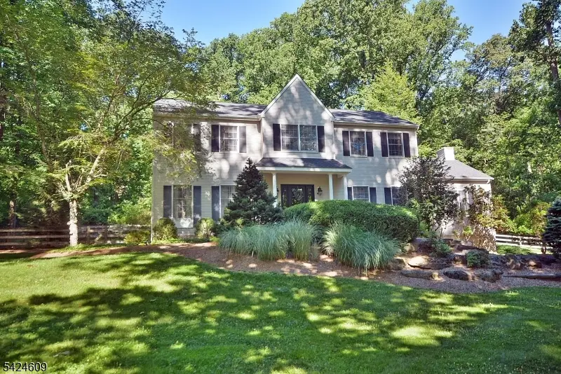 11 Devonald Dr, Bethlehem, NJ 08802 - #2
