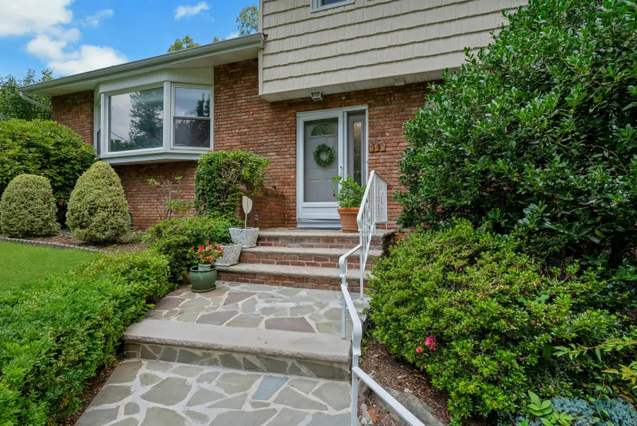 340 Central Ave, Mountainside, NJ 07092 - #3