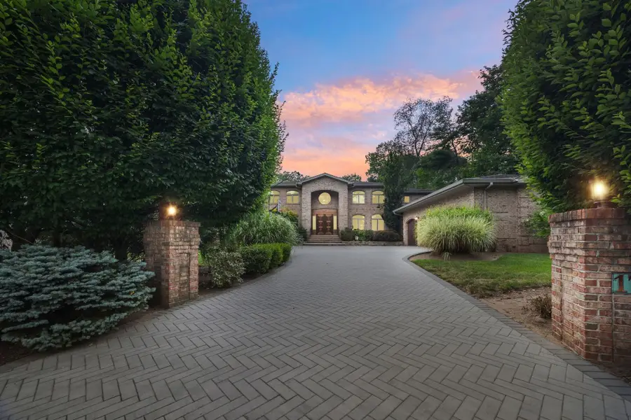 17 Jefferson Avenue, Cresskill, NJ 07626 - Image #2