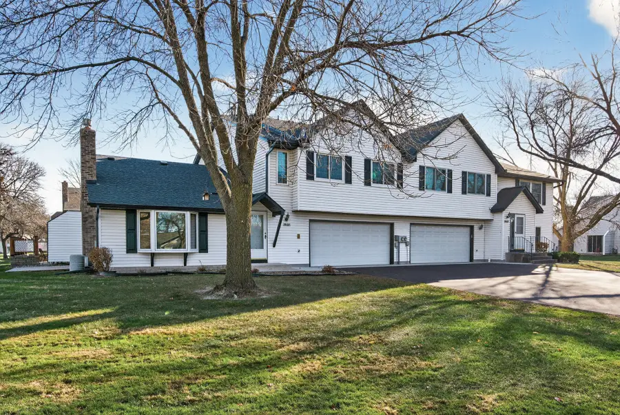 3691 Gershwin Lane N, Oakdale, MN 55128 - Image #2