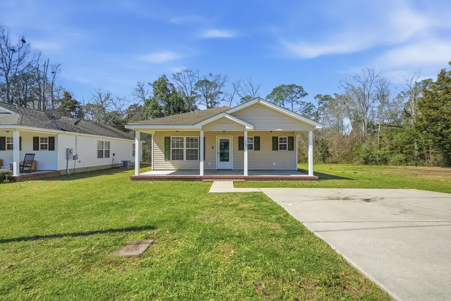 309 Rangeline Street, Bonifay, FL 32425 - #2