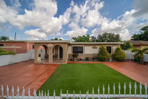925 E 29th Street, Hialeah, FL 33013