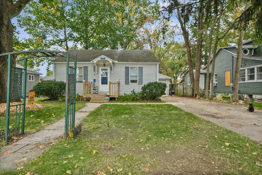 1005 Madison Street, Valparaiso, IN 46385 - #2