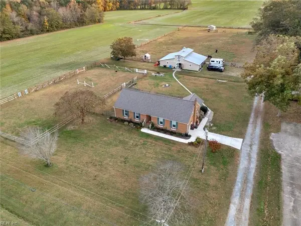 536 Saint Brides Road W, Chesapeake, VA 23322