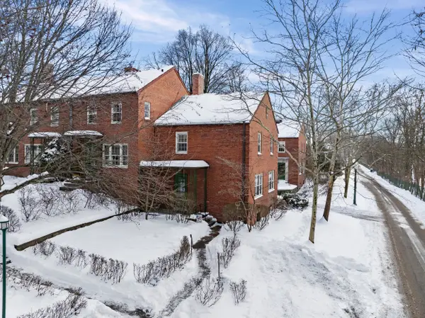 401 Olympia, Mt Washington, PA 15211