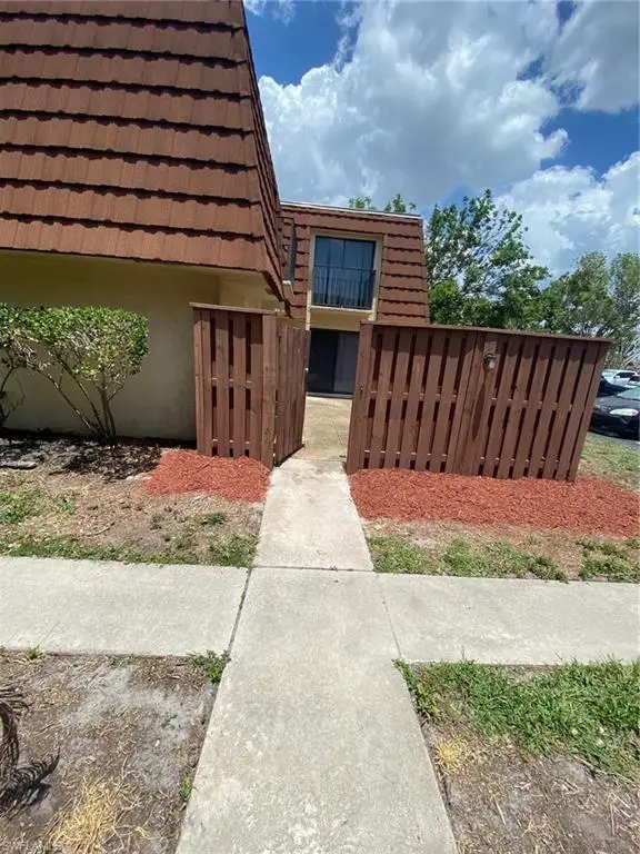 5239 Cedarbend DR #1, Fort Myers, FL 33919 - #2