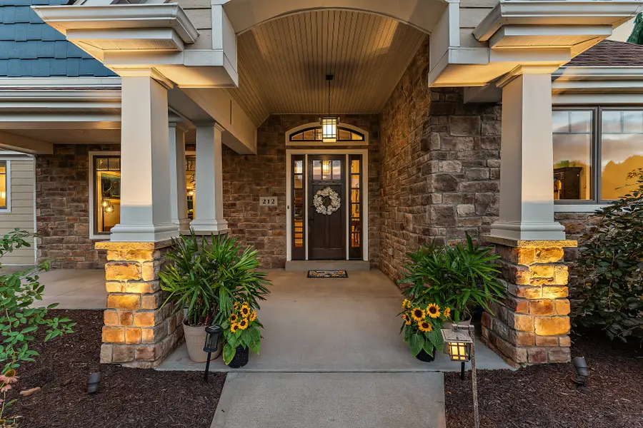 212 Meryton Lane, Cranberry Township, PA 16066 - Image #3