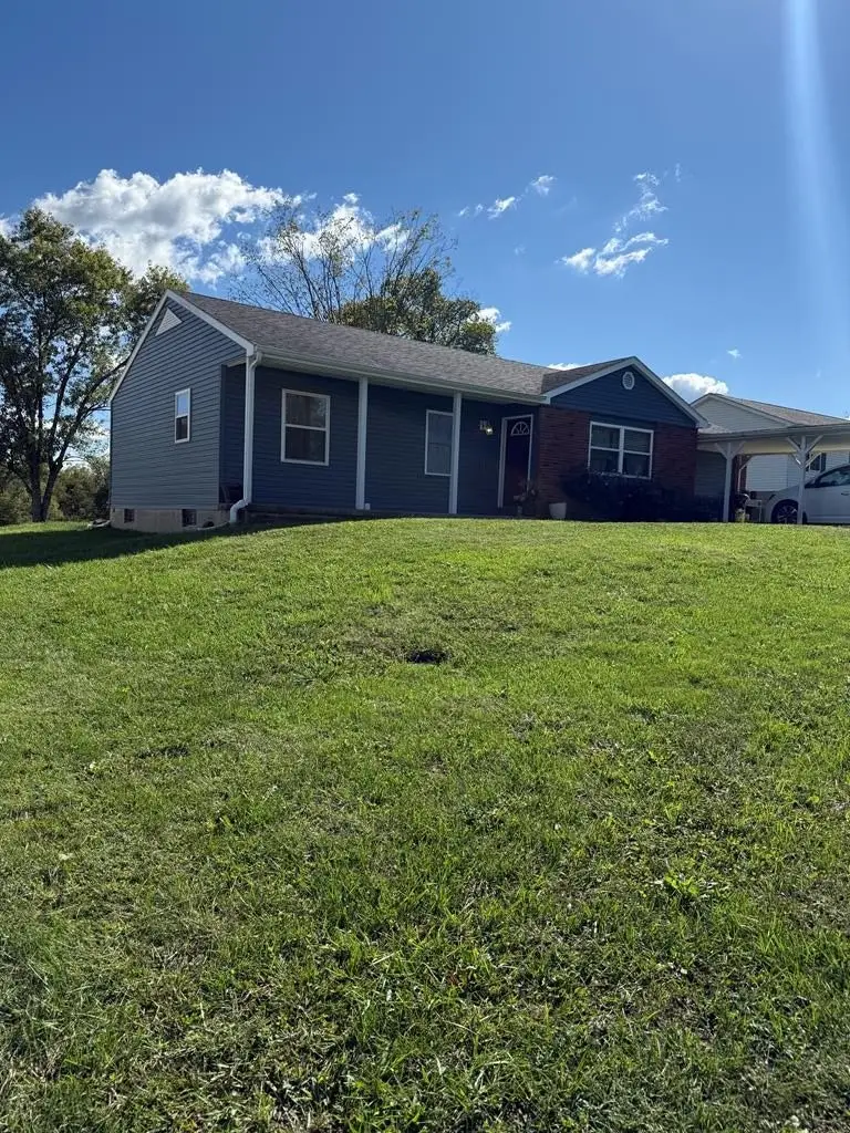 194 Pine St, Piketon, OH 45661 - #1