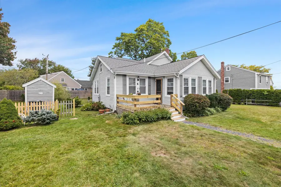 4 Wharf Ln, Kingston, MA 02364 - #2