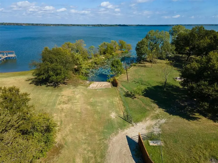 713 W Rosemary Street, Quinlan, TX 75474 - #3