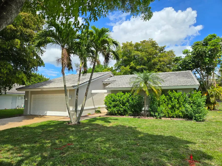 3921 NW 114th Avenue, Coral Springs, FL 33065 - #2