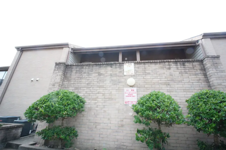 8531 Sands Point Drive, Houston, TX 77036 - Image #2