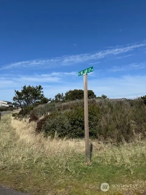 453 N Bel Air Loop #18, Ocean Shores, WA 98569 - Image #1