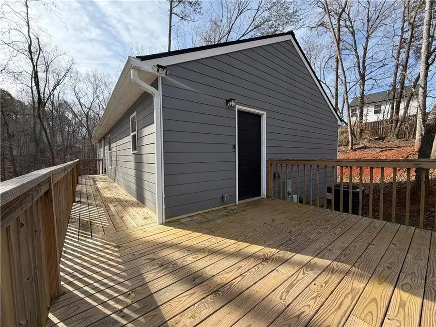 3662 Lakeview Drive, Gainesville, GA 30501 - #3