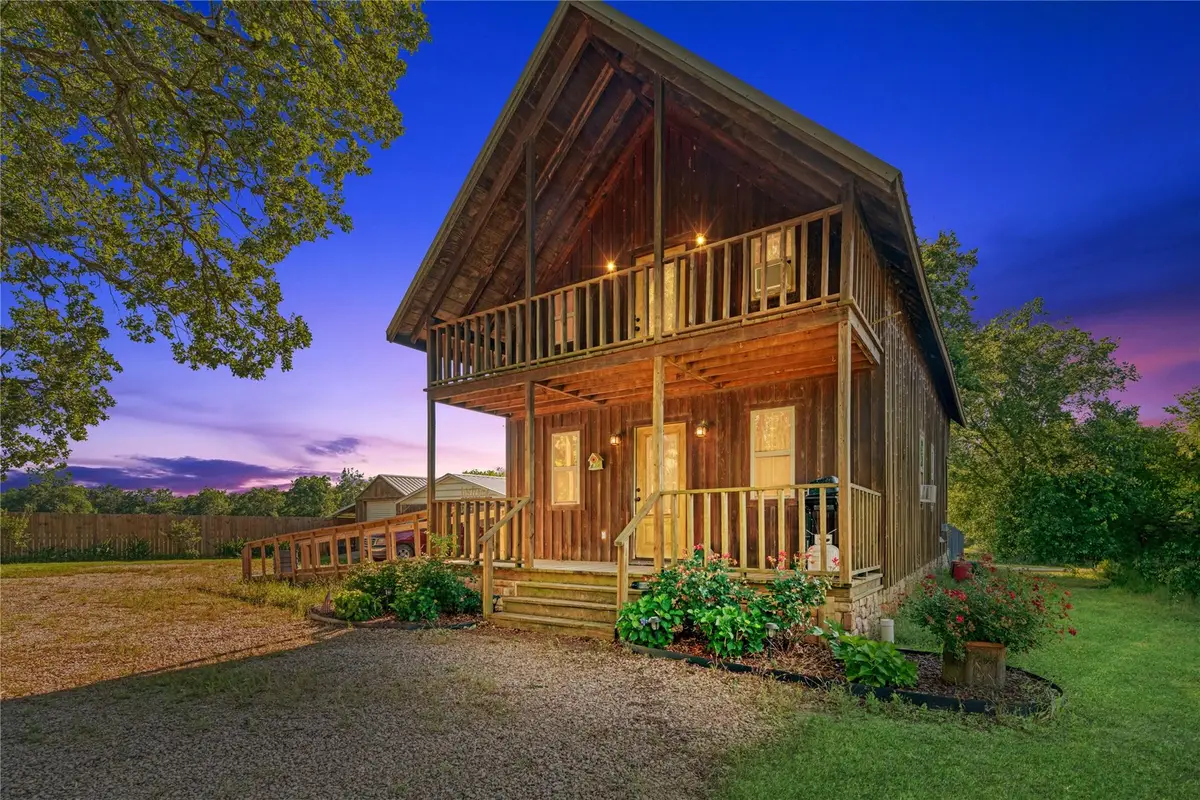 700 County Road 13200, Blossom, TX 75416 - Image #1