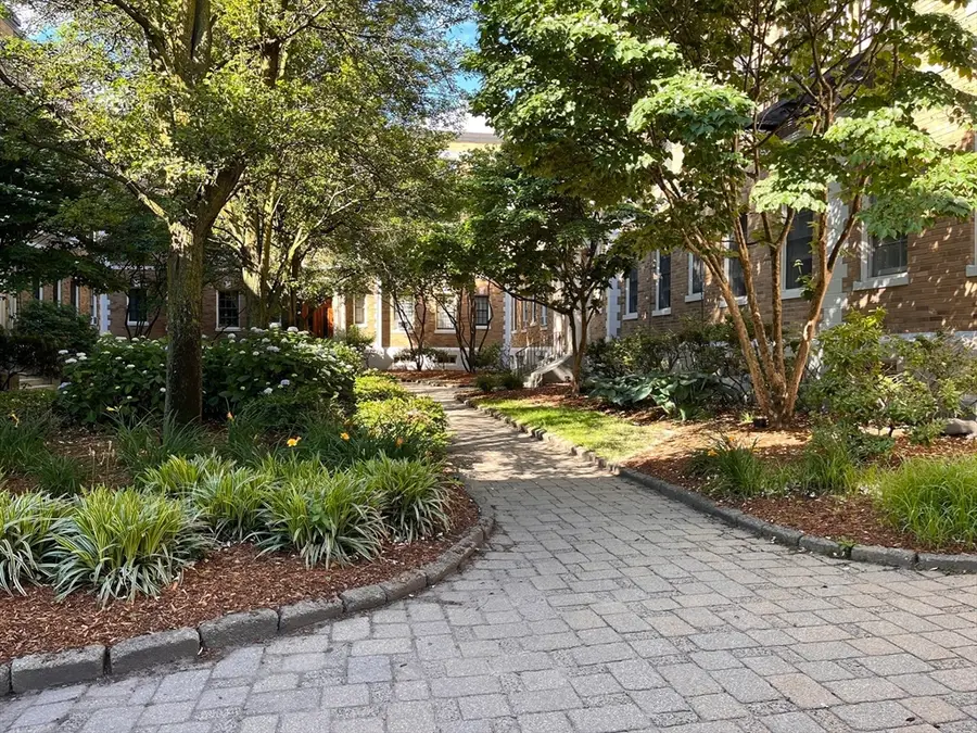 854 Massachusetts Ave , #4, Cambridge, MA 02139 - #2