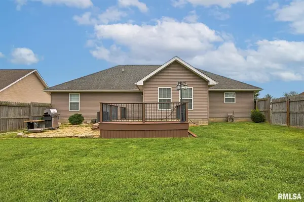 1605 Dew Drop Drive, Marion, IL 62959
