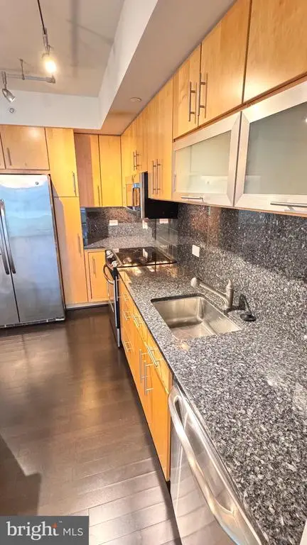 1025 1st Street SE , 614, Washington, DC 20003 - #3