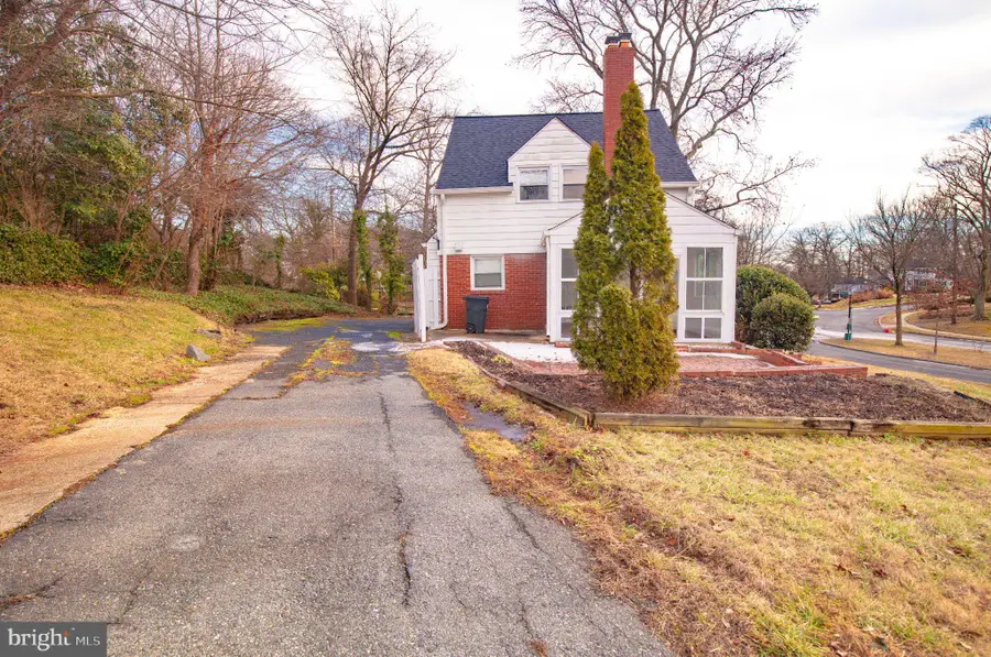 5810 Greenleaf Road, Cheverly, MD 20785 - #3