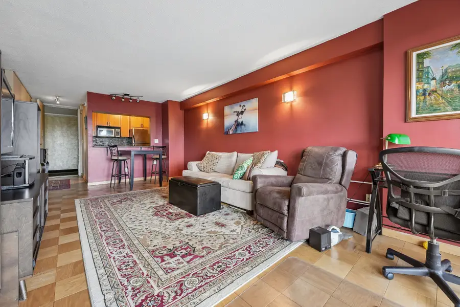 555 North Avenue 8W, Fort Lee, NJ 07024 - #3