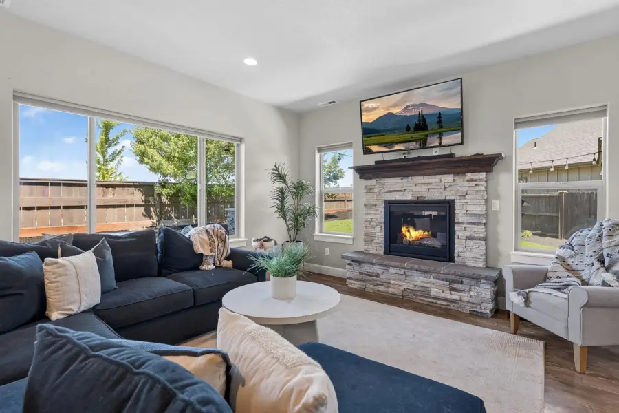 21394 NE Nolan Court, Bend, OR 97701 - #2