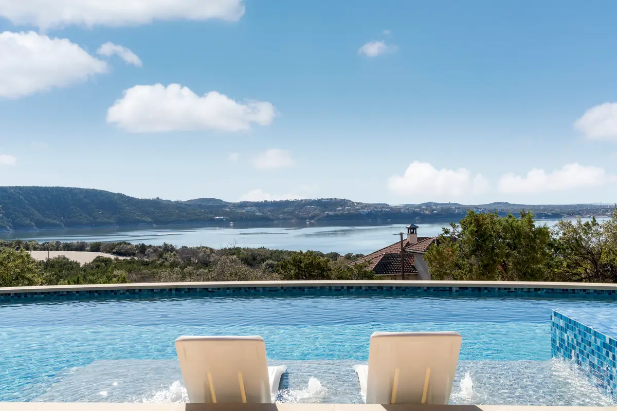 13805 Skyline Dr, Austin, TX 78732 - Image #1