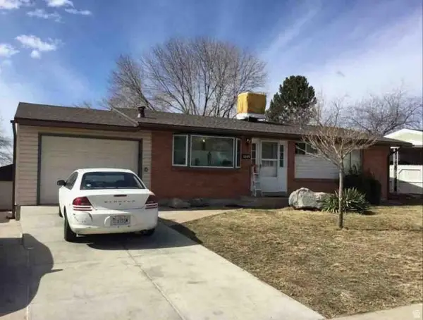 5249 S 2500 W, Roy, UT 84067
