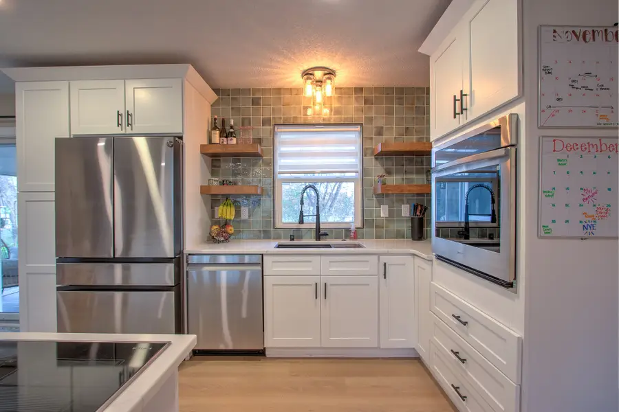 4652 Morris Circle, Bloomington, MN 55437 - Image #3