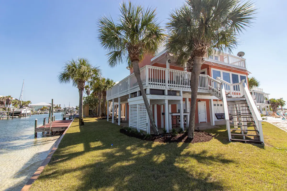 1440 Homeport Dr, Navarre Beach, FL 32566 - Image #1
