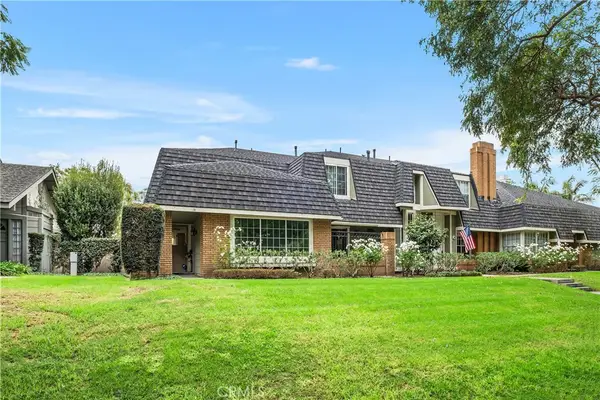 16 E Yale Loop #28, Irvine, CA 92604