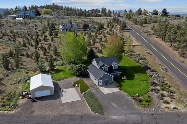 2045 NE Camas Lane, Madras, OR 97741