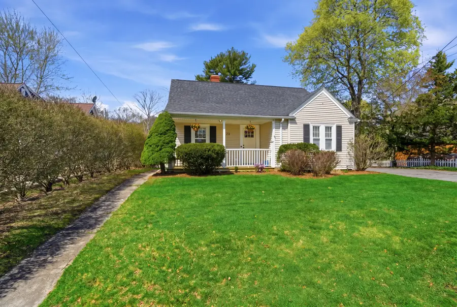 23 Richmond Avenue, Barrington, RI 02806 - #2