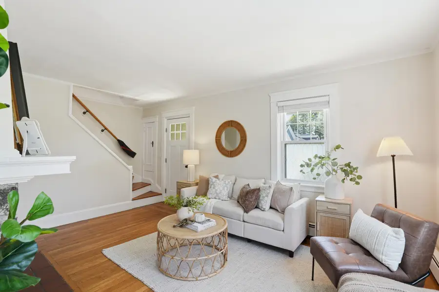 23 Richmond Avenue, Barrington, RI 02806 - #3