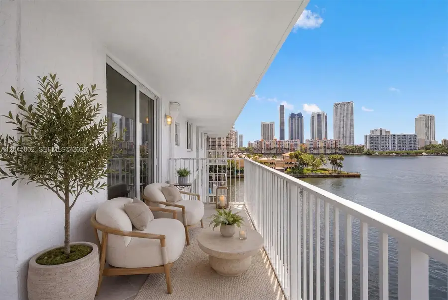 4000 NE 169th #607, North Miami Beach, FL 33160 - #3