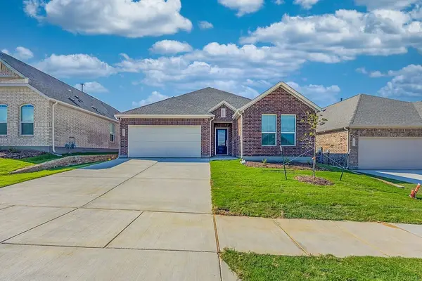 2005 Nokota Parkway, Providence Village, TX 76227